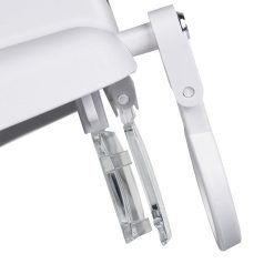 détail lunette de précision d'horloger