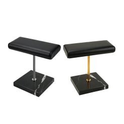 deux-modèles-support-montre-marbre